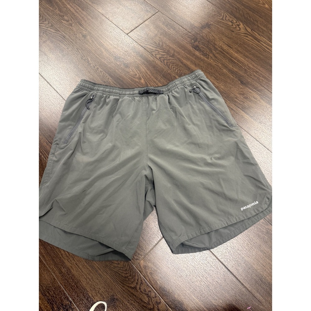 Patagonia Men's Nine Trails Running Shorts Gray Size Large L Lined Zip Pockets